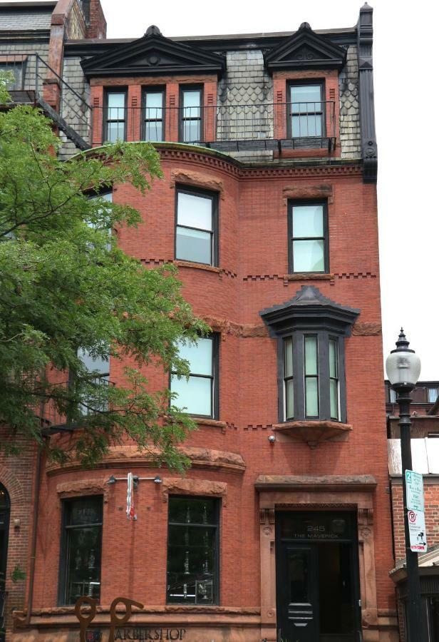 Stylish Studio On Newbury Street, #10 Boston Exterior photo